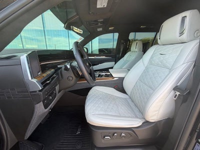 2025 Cadillac Escalade Sport Platinum