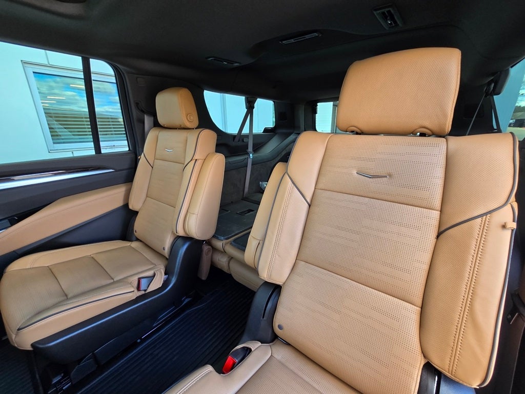 2026 Cadillac Escalade ESV Luxury