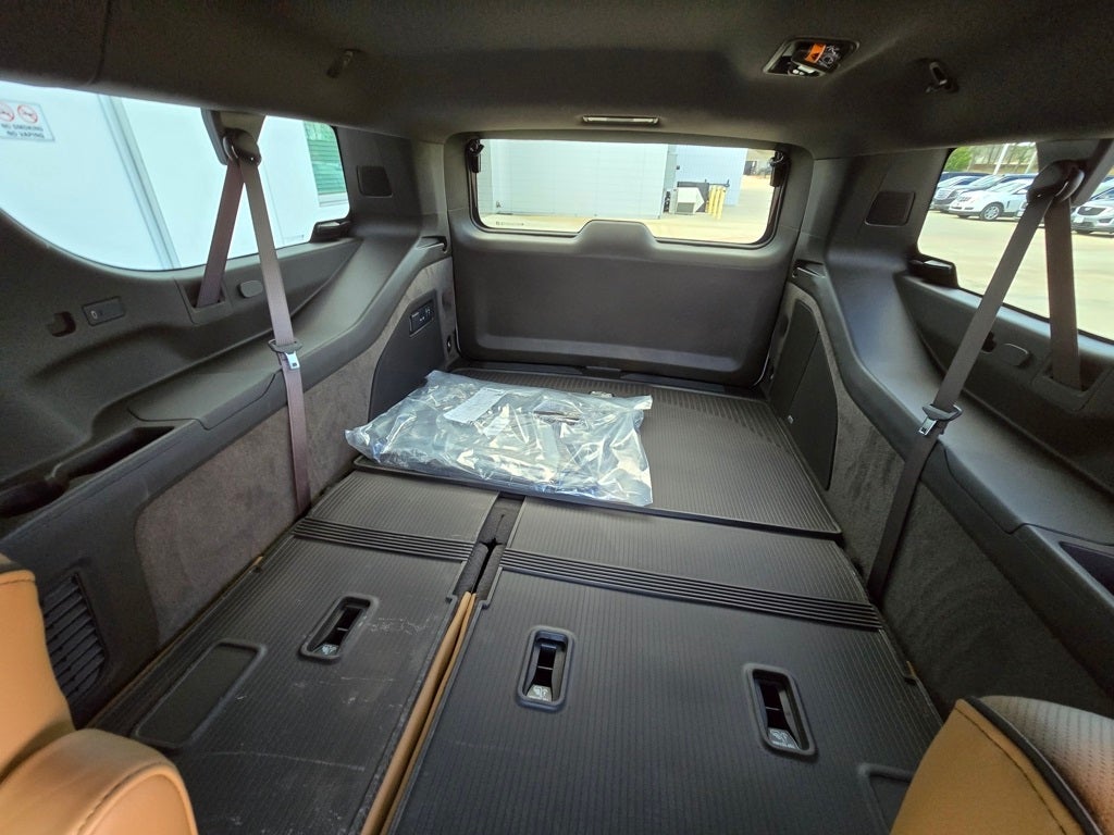 2026 Cadillac Escalade ESV Luxury