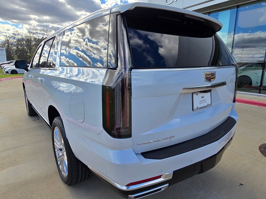2026 Cadillac Escalade ESV Luxury