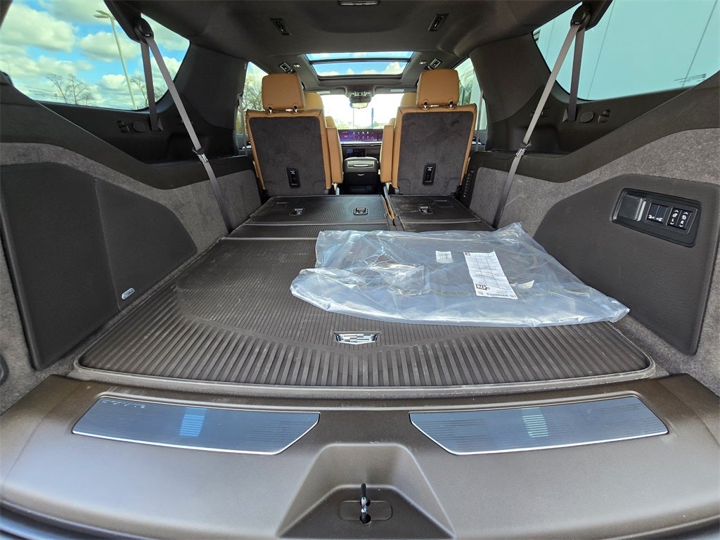 2026 Cadillac Escalade ESV Luxury