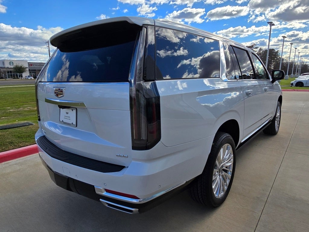 2026 Cadillac Escalade ESV Luxury