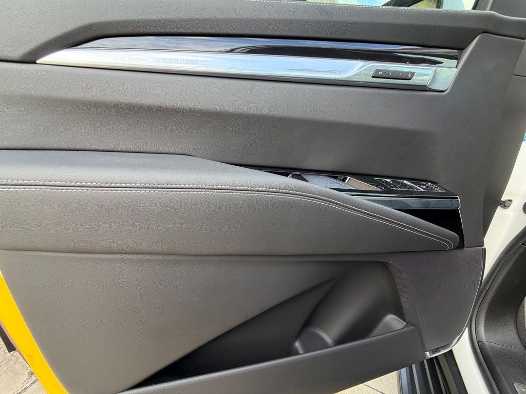 2025 Cadillac Escalade ESV Sport