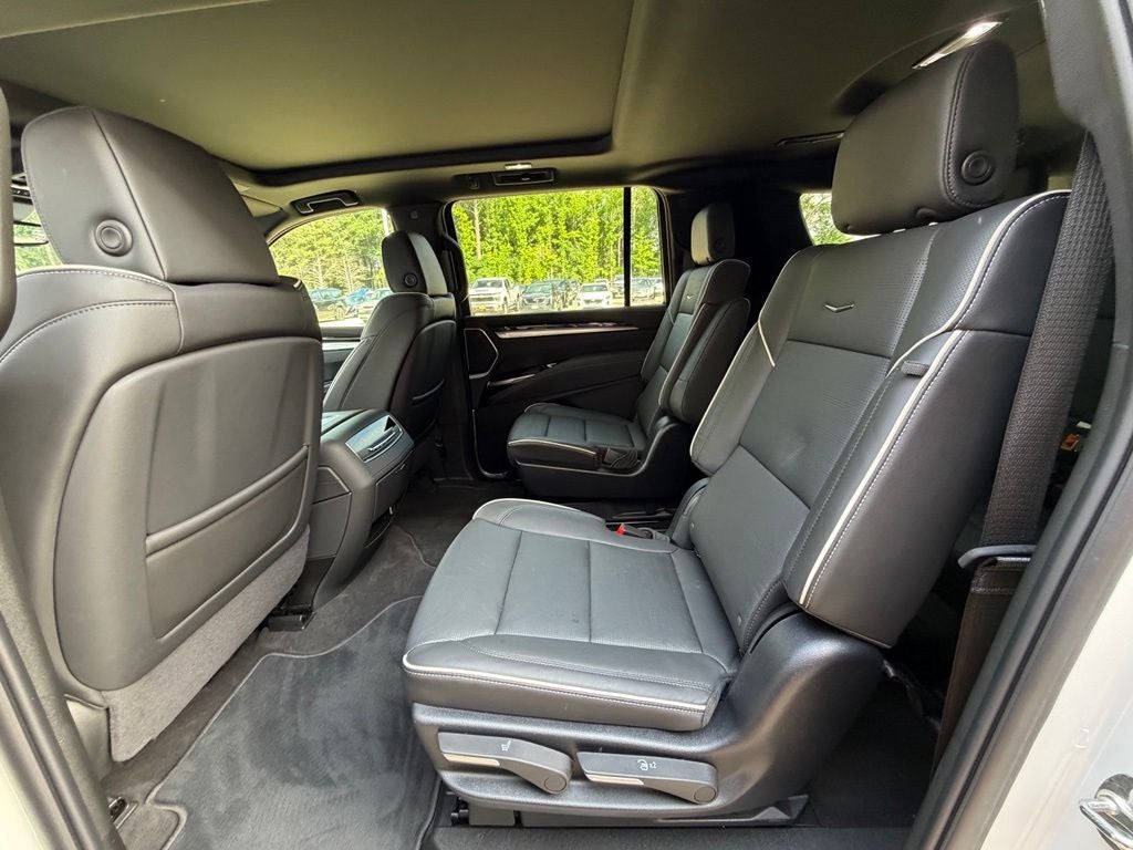 2025 Cadillac Escalade ESV Sport