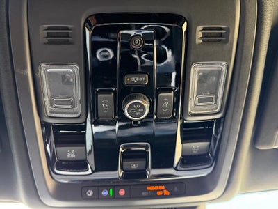 2025 Cadillac Escalade ESV Sport