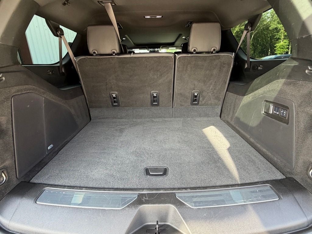 2025 Cadillac Escalade ESV Sport