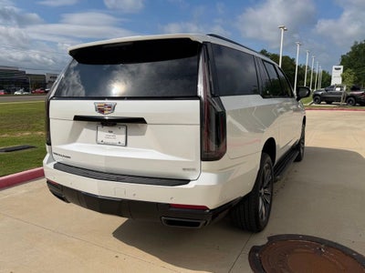 2025 Cadillac Escalade ESV Sport