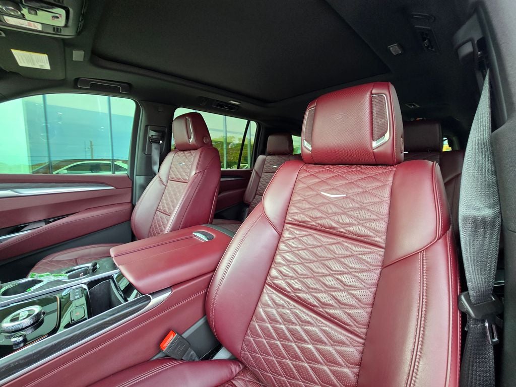 2025 Cadillac Escalade ESV Sport