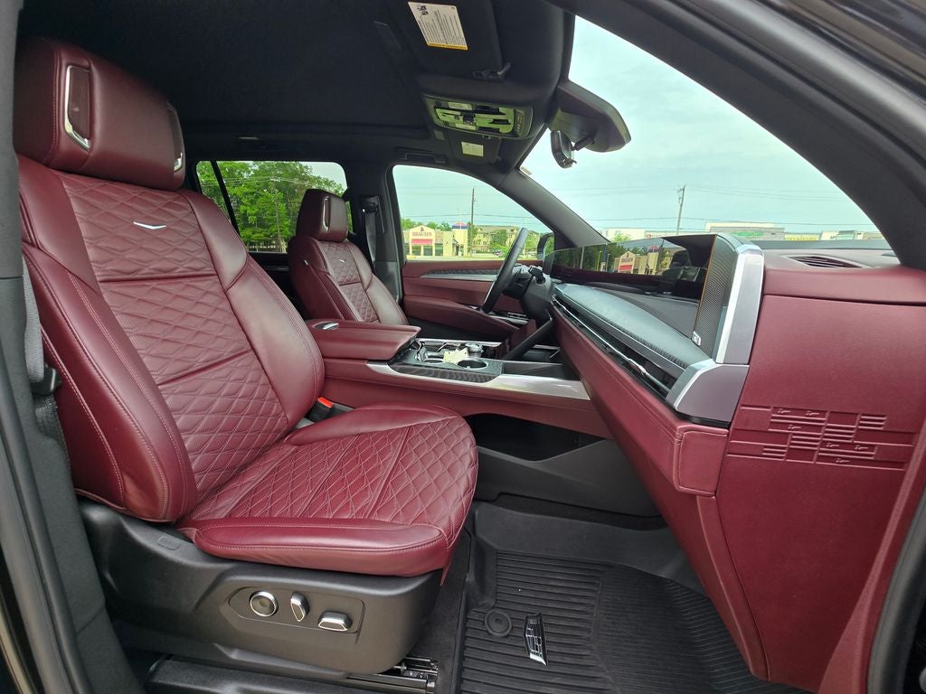 2025 Cadillac Escalade ESV Sport