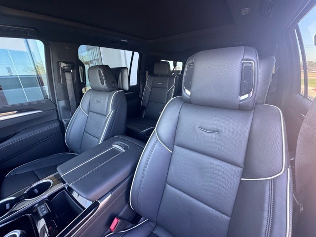 2025 Cadillac Escalade ESV Sport