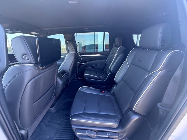 2025 Cadillac Escalade ESV Sport