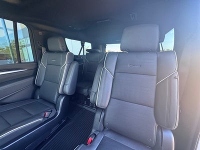2025 Cadillac Escalade ESV Sport