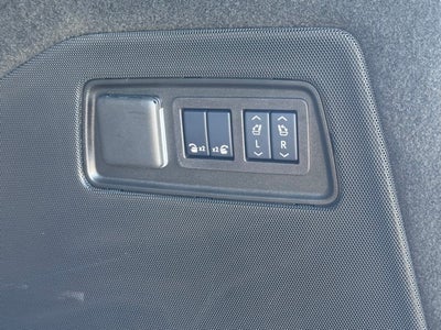 2025 Cadillac Escalade ESV Sport