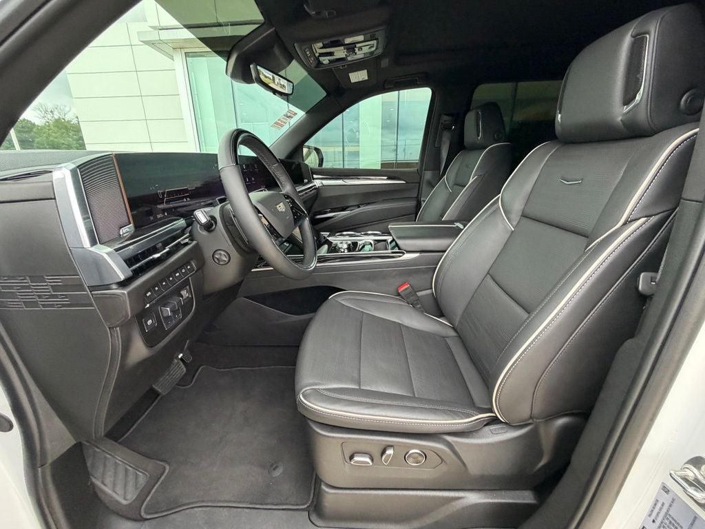2025 Cadillac Escalade ESV Sport