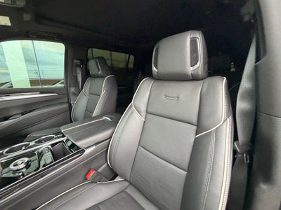 2025 Cadillac Escalade ESV Sport