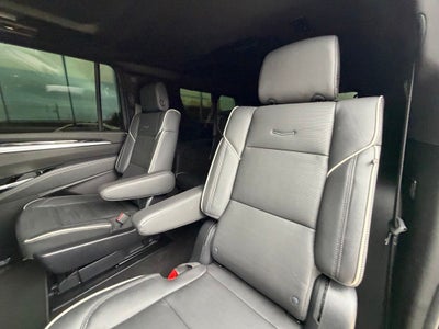 2025 Cadillac Escalade ESV Sport