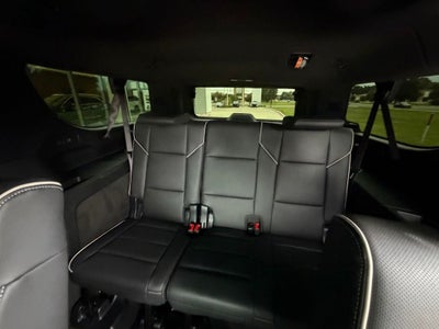 2025 Cadillac Escalade ESV Sport