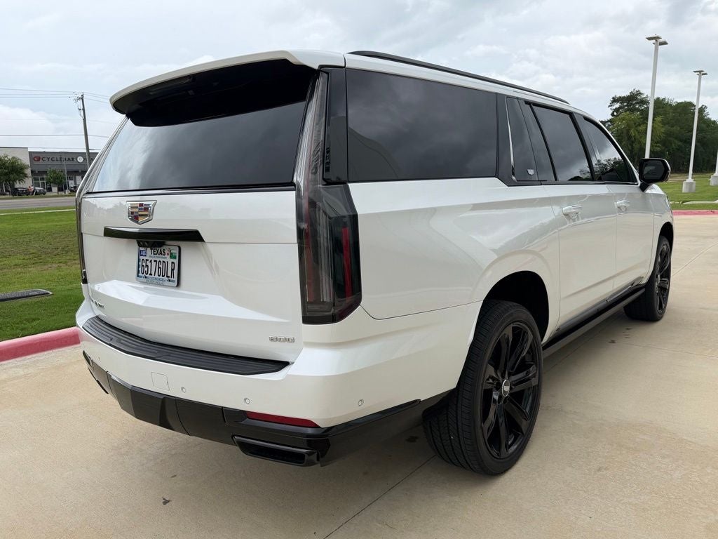 2025 Cadillac Escalade ESV Sport