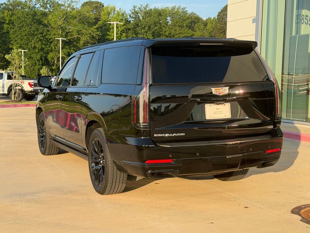 2025 Cadillac Escalade ESV Sport
