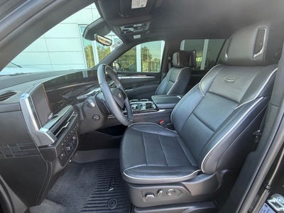 2025 Cadillac Escalade ESV Sport