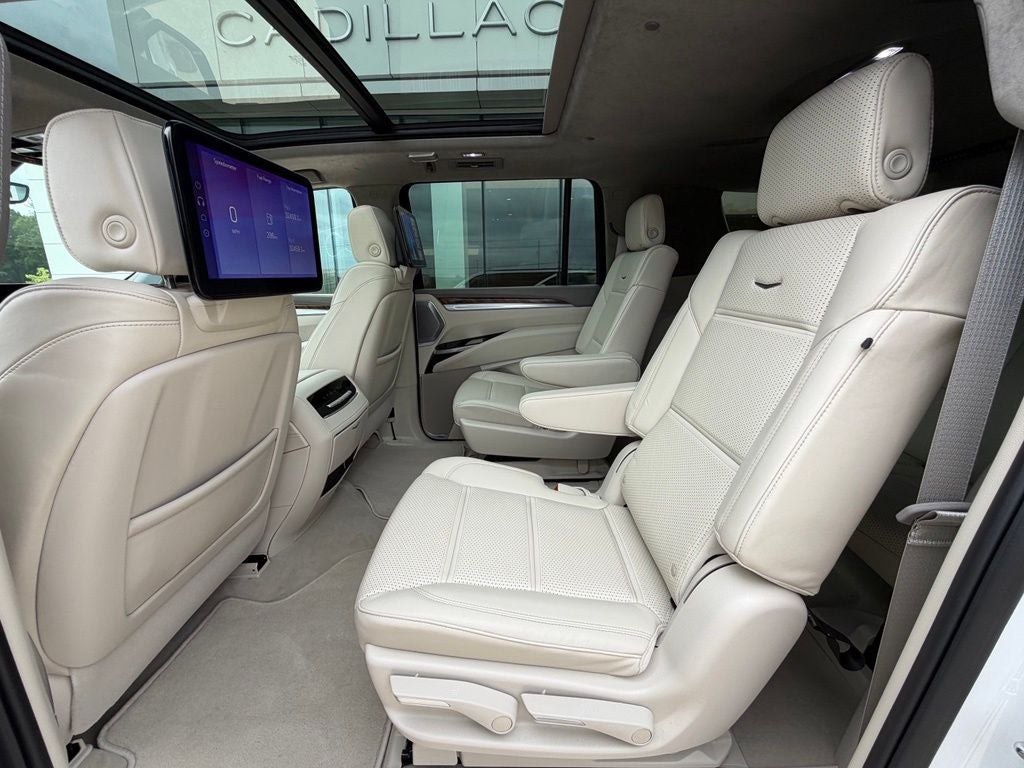 2025 Cadillac Escalade ESV Sport Platinum