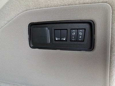 2025 Cadillac Escalade ESV Sport Platinum