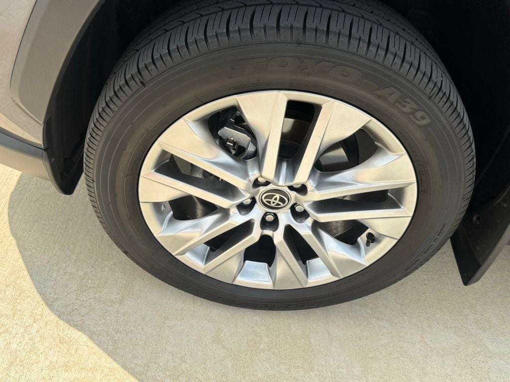 2025 Toyota RAV4 Limited