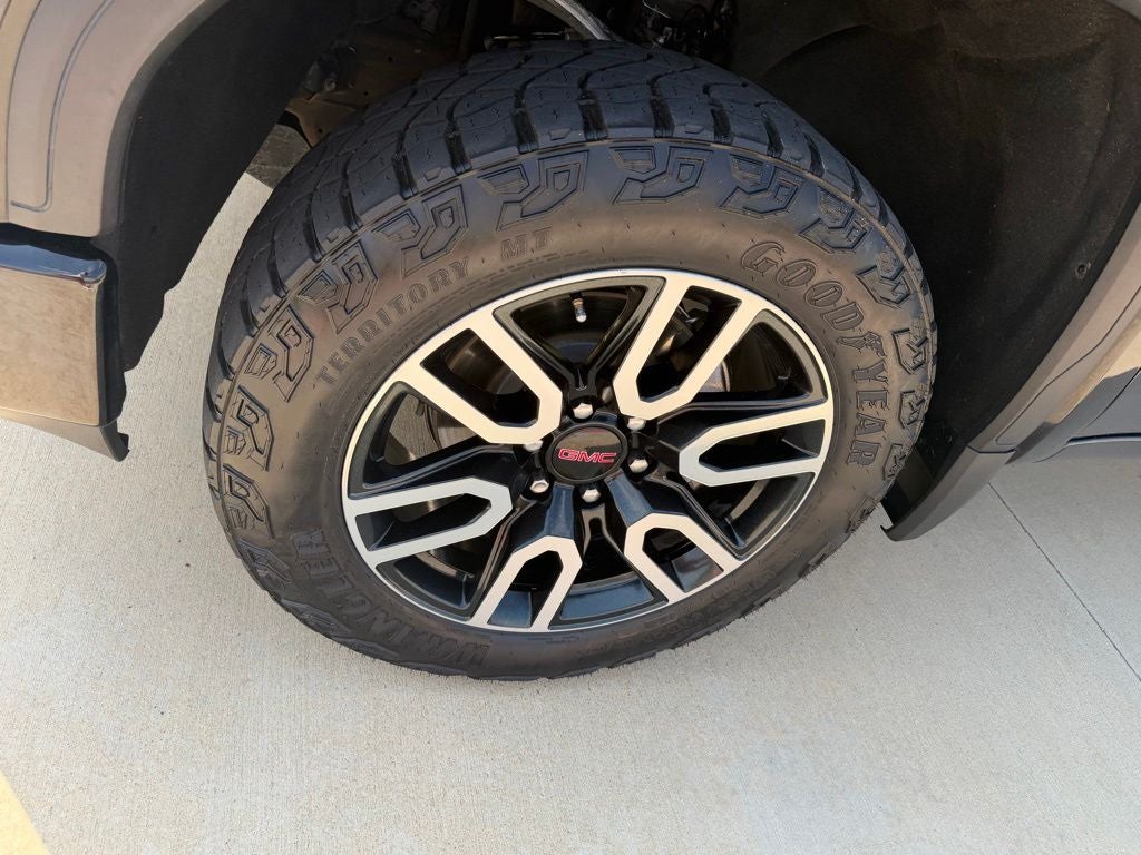 2022 GMC Sierra 1500 Limited AT4