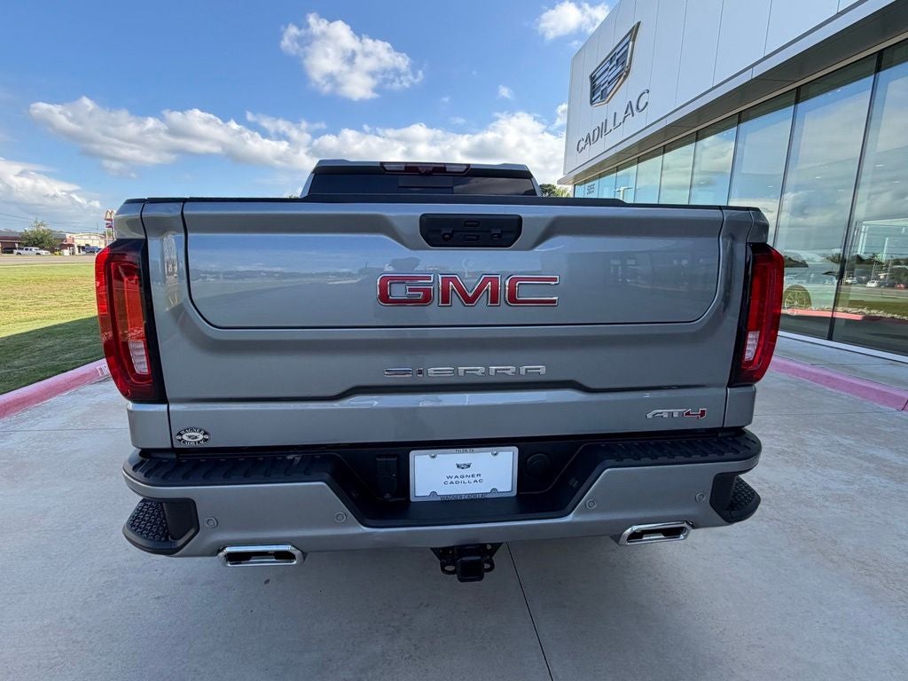 2025 GMC Sierra 1500 AT4