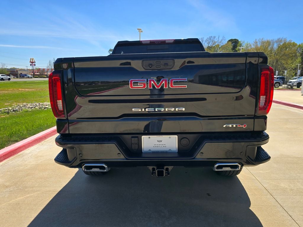 2025 GMC Sierra 1500 AT4