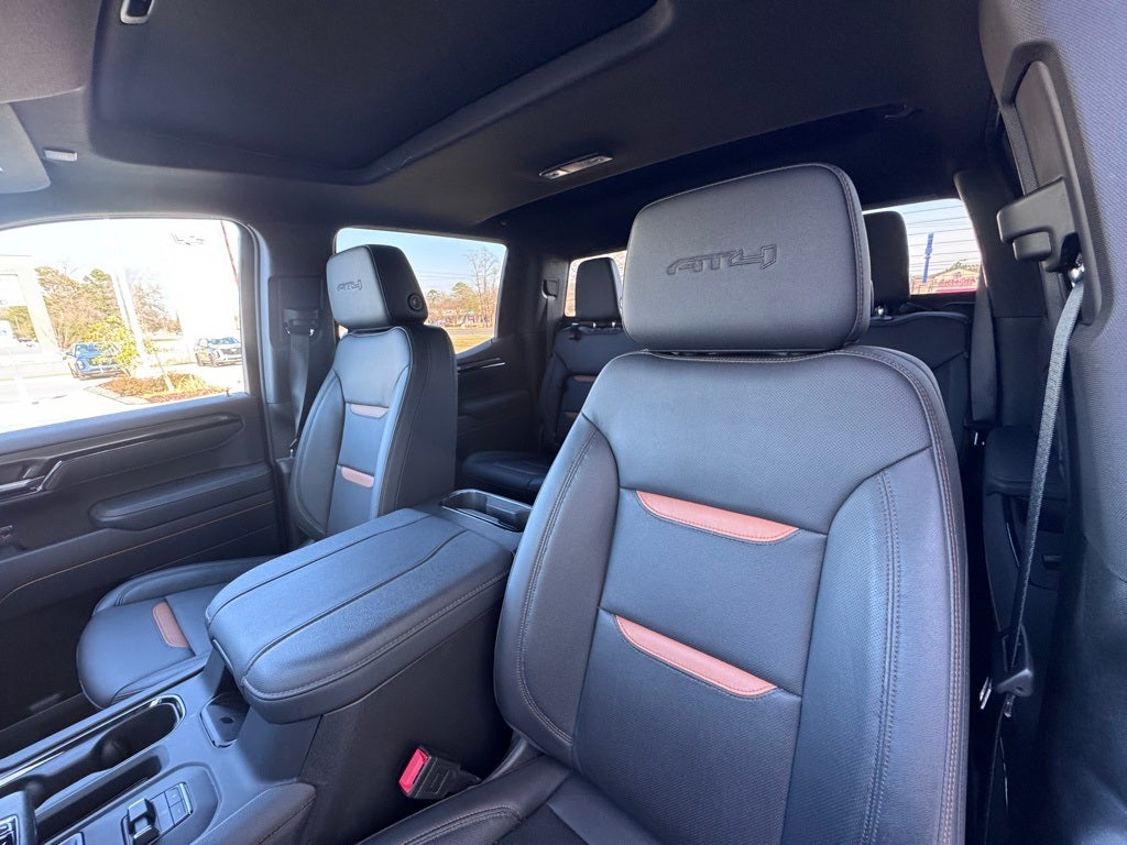 2025 GMC Sierra 1500 AT4