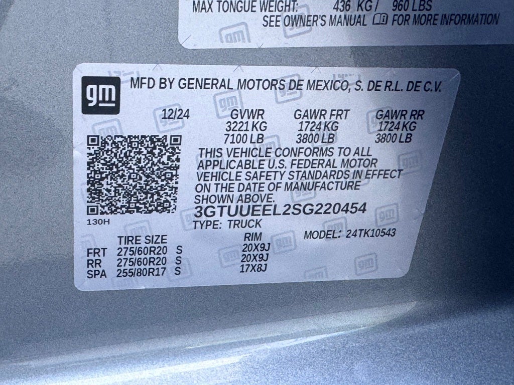 2025 GMC Sierra 1500 AT4