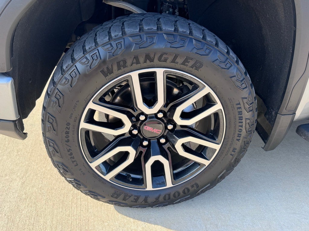 2025 GMC Sierra 1500 AT4
