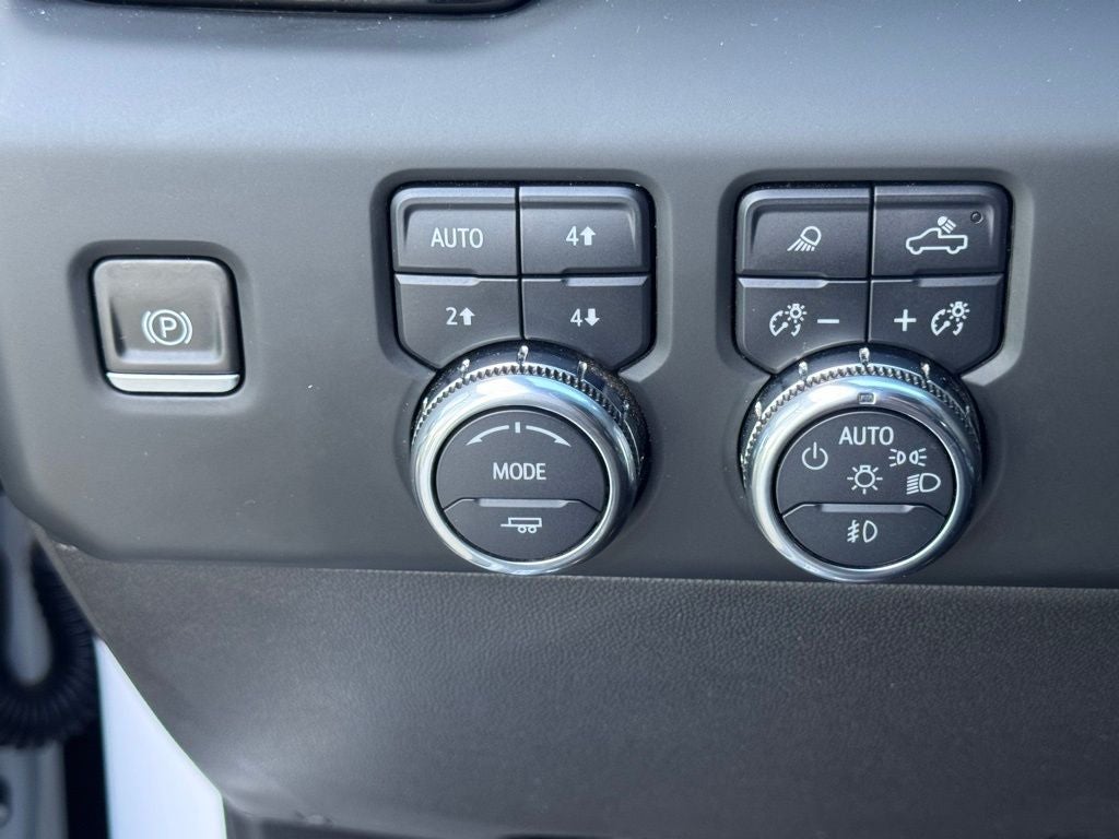 2023 GMC Sierra 1500 AT4X