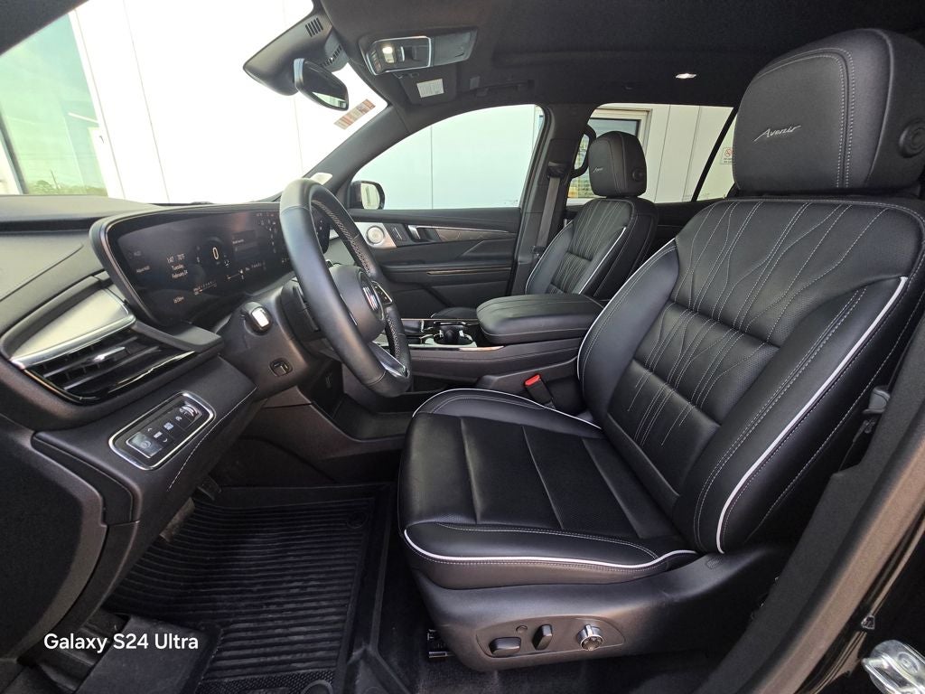 2025 Buick Enclave Avenir
