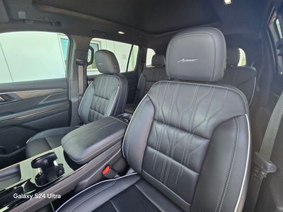 2025 Buick Enclave Avenir