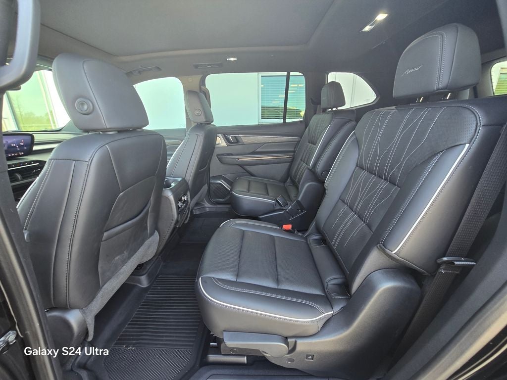 2025 Buick Enclave Avenir