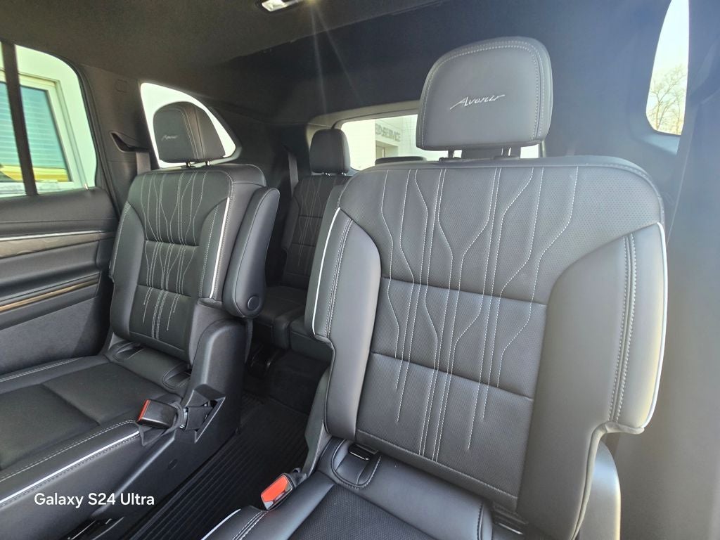 2025 Buick Enclave Avenir