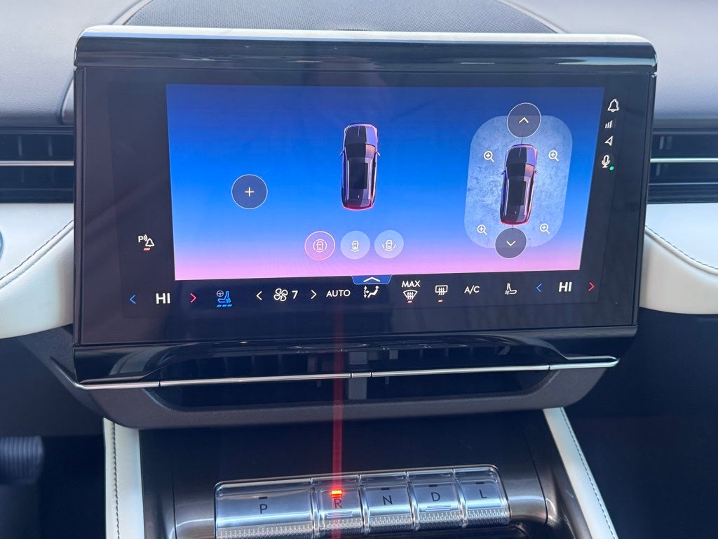 2024 Lincoln Nautilus Black Label