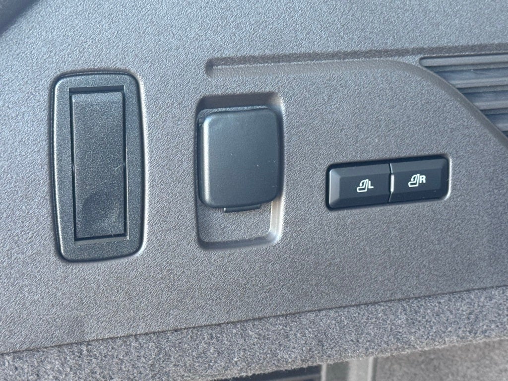 2024 Lincoln Nautilus Black Label