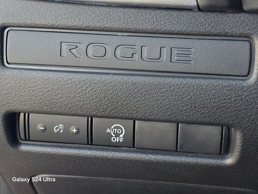 2025 Nissan Rogue S