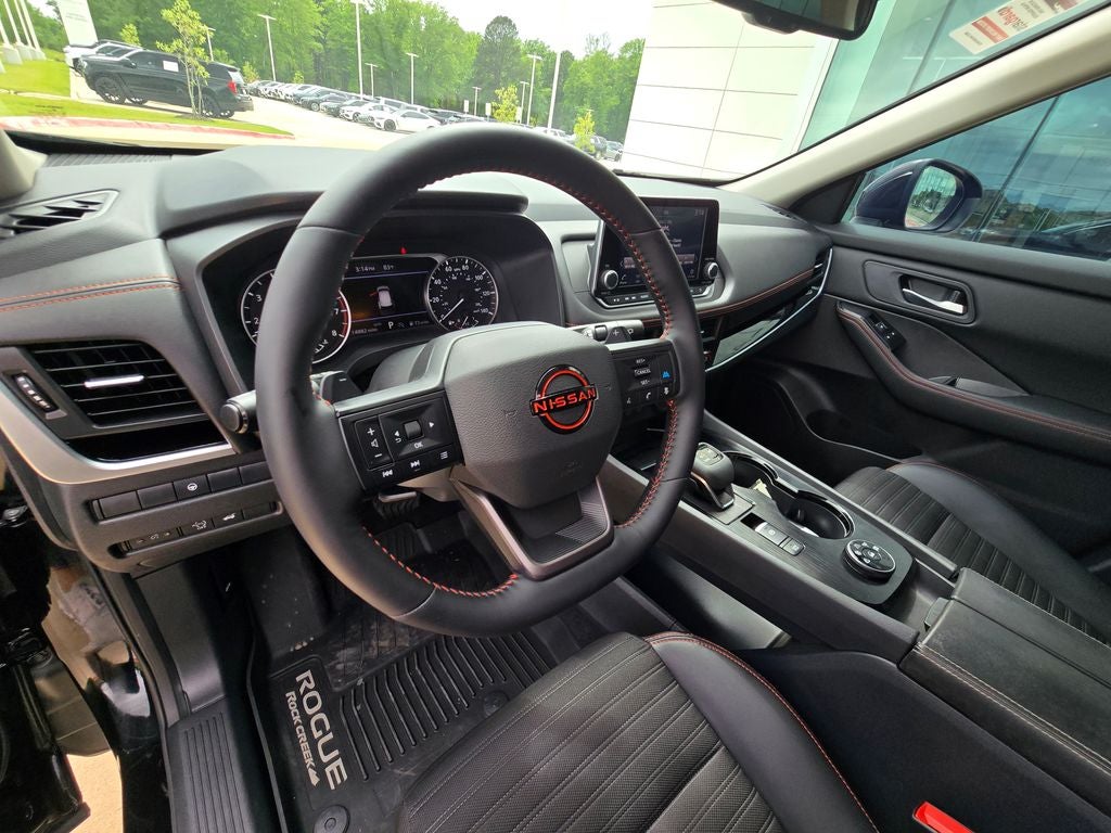 2025 Nissan Rogue Rock Creek