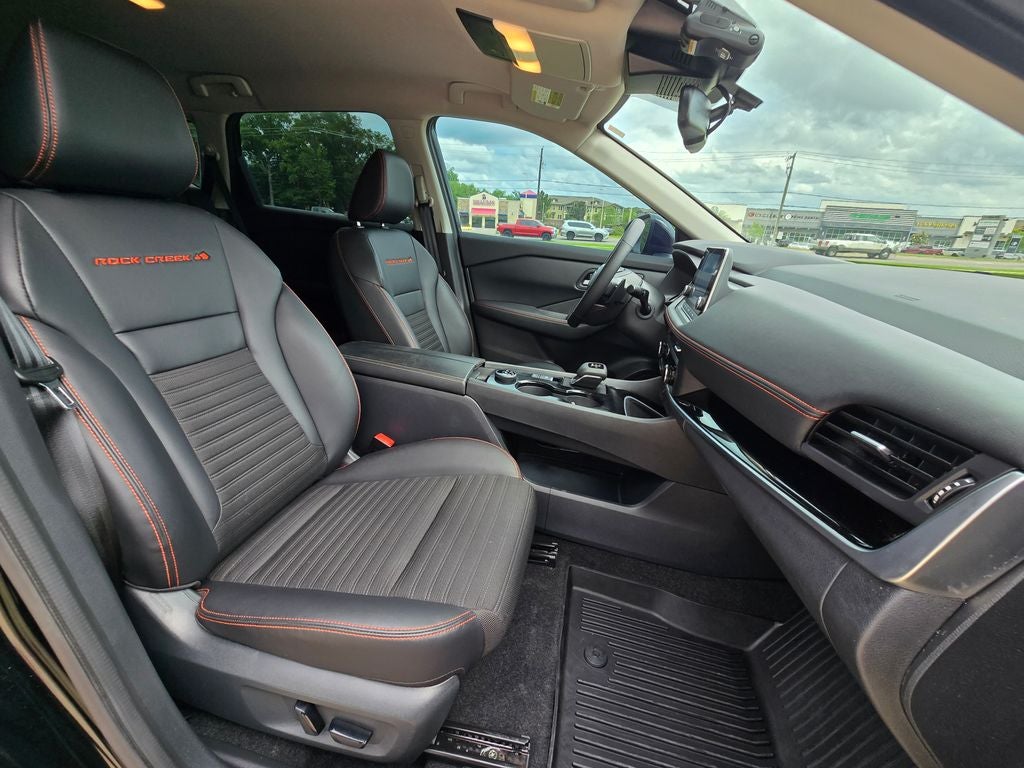 2025 Nissan Rogue Rock Creek