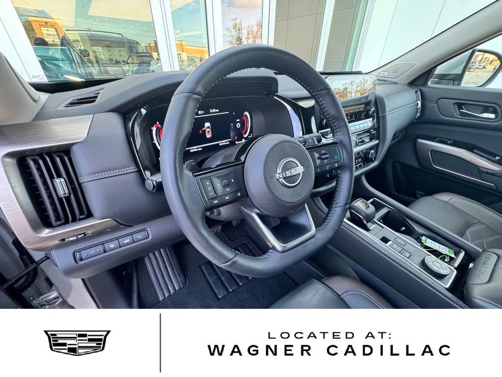 2024 Nissan Pathfinder Platinum