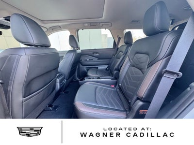 2024 Nissan Pathfinder Platinum