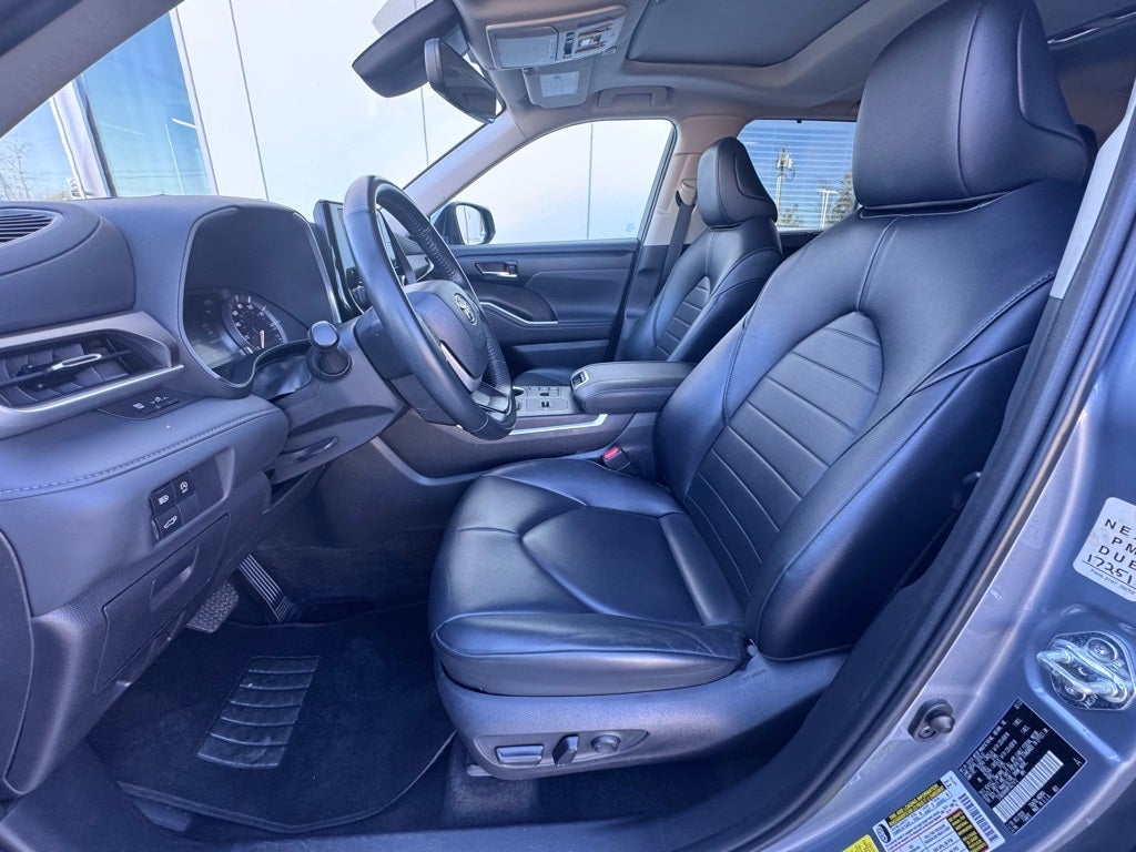 2023 Toyota Highlander L