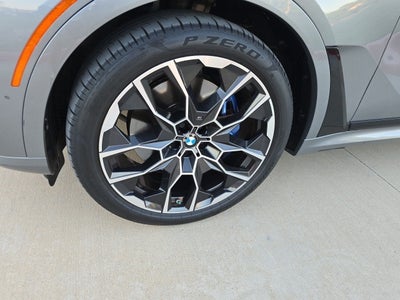 2023 BMW X7 M60i