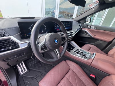 2025 BMW X6 M60i