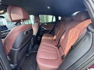 2025 BMW X6 M60i