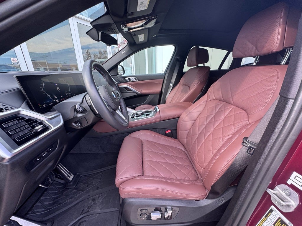 2025 BMW X6 M60i